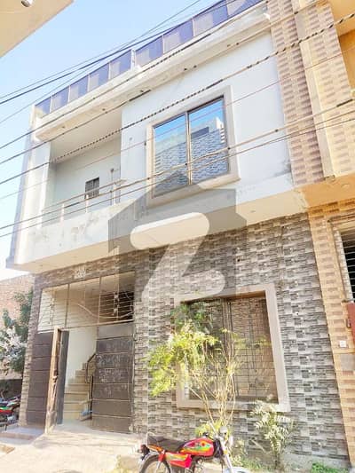 Officer Colony No. 1 Madina Town Near To Susan Roard Canal Road* Faisalabad VIP Location 3 Marla Double Store House For Sale