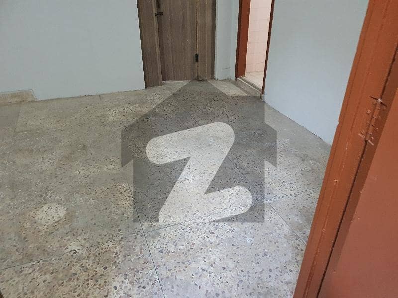 نارتھ ناظم آباد ۔ بلاک آئی نارتھ ناظم آباد,کراچی میں 7 کمروں کا 8 مرلہ مکان 3.85 کروڑ میں برائے فروخت۔