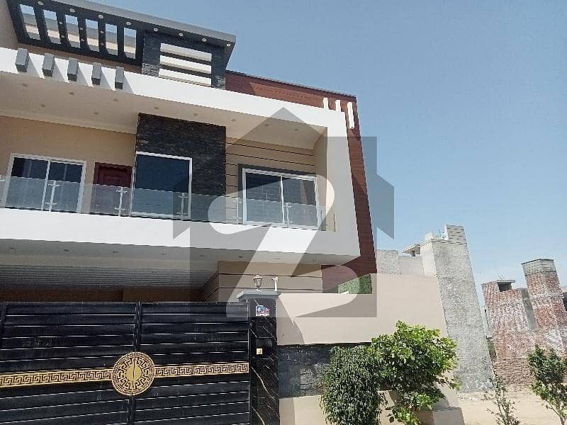 کینال روڈ رحیم یار خان میں 5 کمروں کا 7 مرلہ مکان 2.0 کروڑ میں برائے فروخت۔