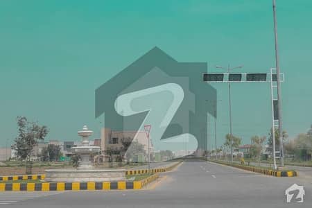 ڈی ایچ اے فیز 6 - بلاک ایل فیز 6,ڈیفنس (ڈی ایچ اے),لاہور میں 1 کنال رہائشی پلاٹ 4.8 کروڑ میں برائے فروخت۔