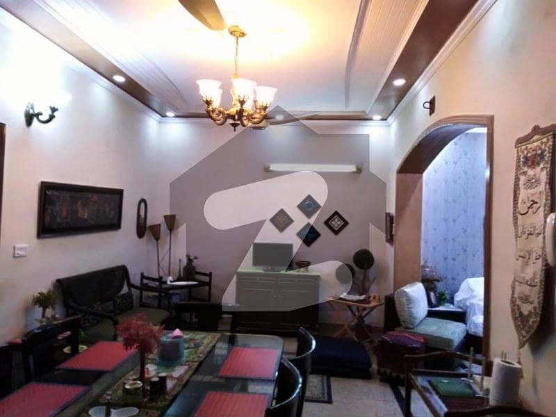 پنجاب کوآپریٹو ہاؤسنگ سوسائٹی لاہور میں 2 کمروں کا 5 مرلہ بالائی پورشن 45.0 ہزار میں کرایہ پر دستیاب ہے۔