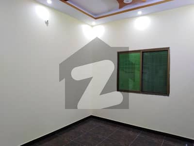 In Cantt Bazar 120 Square Yards House For sale