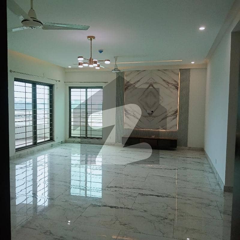 3 Bed Apartment Available for Sale in Askari 11 Lahore