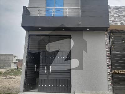 حمزہ ٹاؤن لاہور میں 2 کمروں کا 3 مرلہ مکان 52.0 لاکھ میں برائے فروخت۔