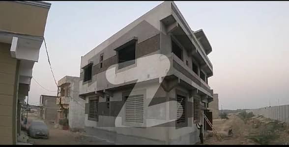 سلفیا سوسائٹی تیسر ٹاؤن,گداپ ٹاؤن,کراچی میں 6 کمروں کا 7 مرلہ مکان 1.38 کروڑ میں برائے فروخت۔