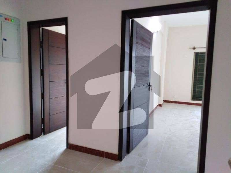 375 Square Yards House In Central Askari 5 - Sector H For sale