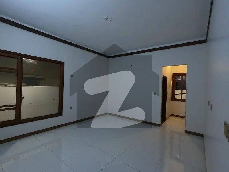Ideally Located House Of 550 Square Yards Is Available For Sale In Karachi
