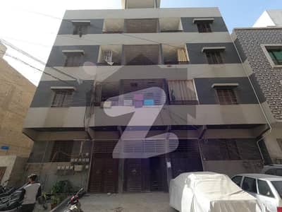 گلستانِِ جوہر ۔ بلاک 11 گلستانِ جوہر,کراچی میں 3 کمروں کا 8 مرلہ بالائی پورشن 1.1 کروڑ میں برائے فروخت۔