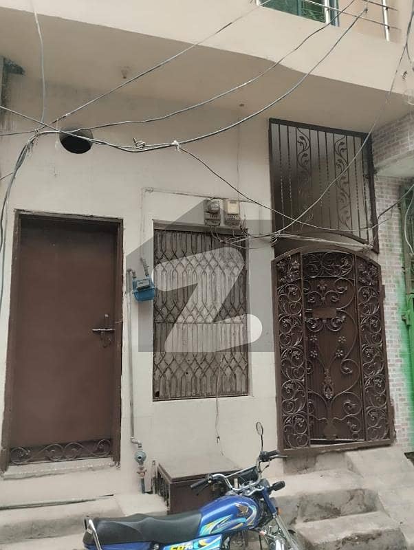 والٹن روڈ لاہور میں 4 کمروں کا 3 مرلہ مکان 85.0 لاکھ میں برائے فروخت۔
