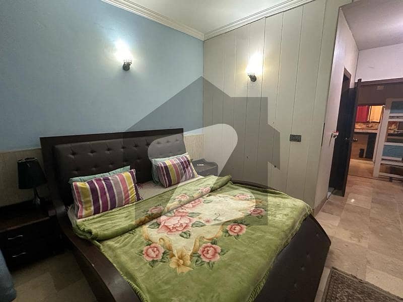 F11 standard living 2 bed furnished for rent