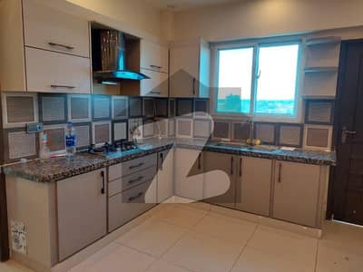 3 Bedroom Apartment With Lift And Car Parking Available For Rent