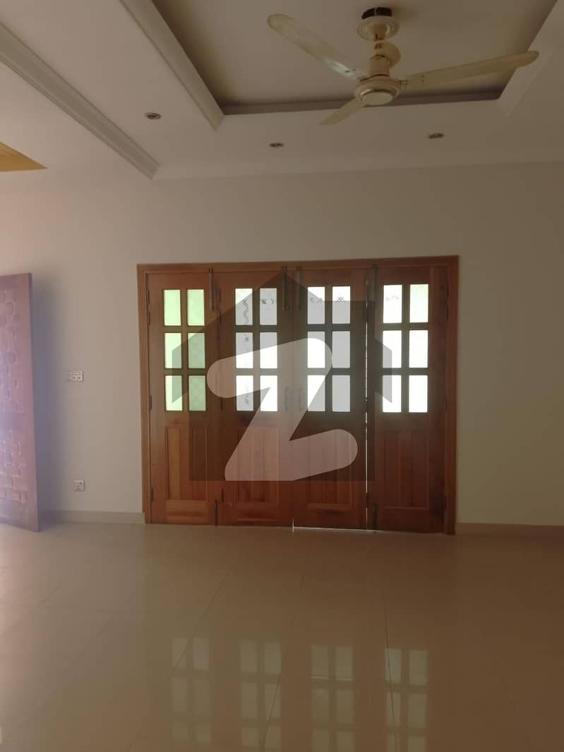 Double Unit Tile Floor House At A Very Nice Location Double Unit Tile Floor House At A Very Nice Location