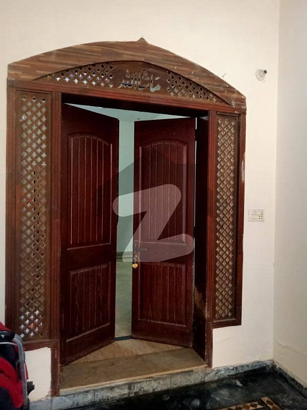 4.5 marla 1 bed lower portion for rent in psic society near lums dha lhr