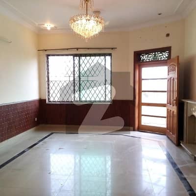 Upper Portion For Rent G11-4 Vip Locations