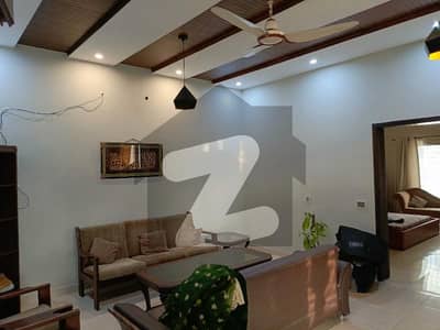 بحریہ آرچرڈ فیز 2 بحریہ آرچرڈ,لاہور میں 5 کمروں کا 8 مرلہ مکان 1.95 کروڑ میں برائے فروخت۔