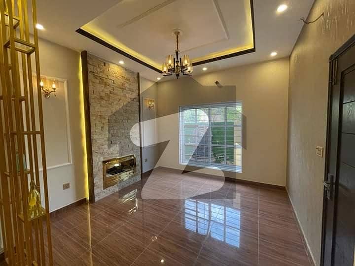 8 Marla Luxury House Available For Rent In Umar Block Bahria Town Lahore