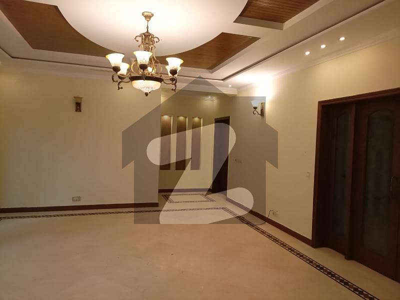 Knaal 3bed lower portion available for rent in dha phase 1