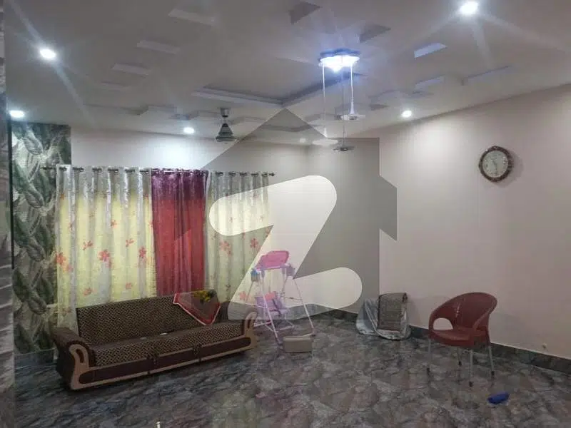 A Block Kanal Upper Portion Available For Rent