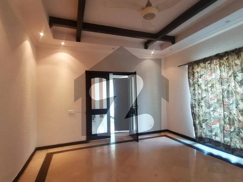DHA 1 Kanal Awesome Upper Portion With Separate Drawing Dining For Rent In Phase 1