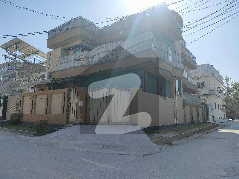 10 Marla Beautiful Corner House For Sale In Hayatabad Phase-4 P-2