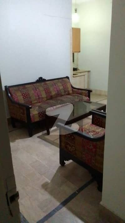توحید کمرشل ایریا ڈی ایچ اے فیز 5,ڈی ایچ اے ڈیفینس,کراچی میں 2 کمروں کا 3 مرلہ فلیٹ 55.0 ہزار میں کرایہ پر دستیاب ہے۔