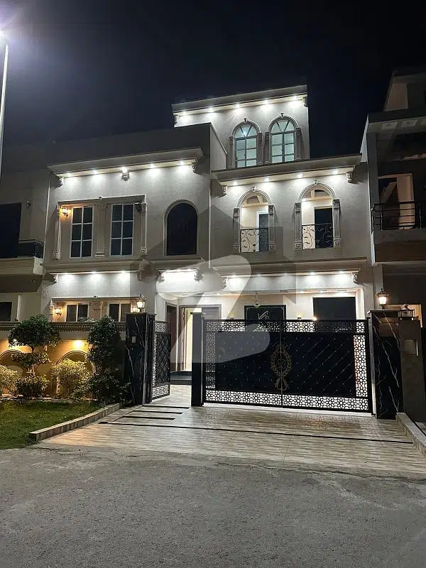Brand New Luxury House for Rent of 10 Marla In BB Block Available in Citi Housing Society, Gujranwala
