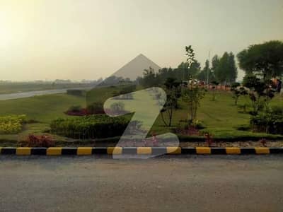 Commercial Plot In Lahore Is On The Market For Sale