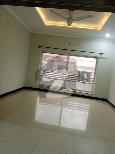 35*70 Upper Portion Available For Rent G-13/4 Like Brand New