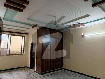 Hayatabad Phase 1 E3 10 Marla Upper Portion For Rent