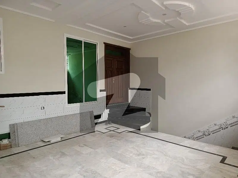 Phase 7 Sector E5 5 Marla Fresh Untouched House For Rent