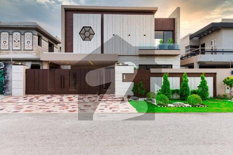 1 Kanal Antique Design Kanal Brand New Bungalow By Renowned Architect Of Pakistan.