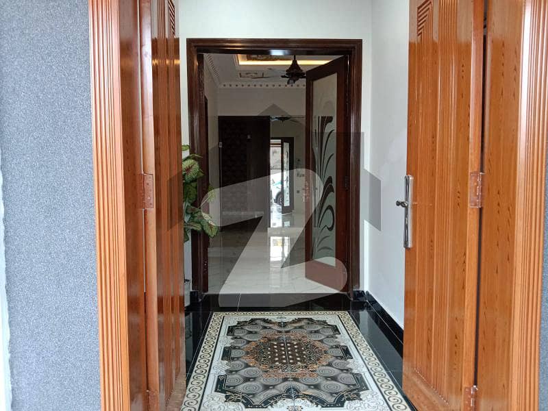 10 Marla brand new luxury facing park house for Rent Tallha block in Bahria Town Lahore Sector F