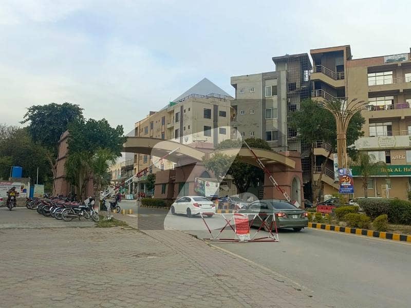 جناح گارڈنز ایف ای سی ایچ ایس,اسلام آباد میں 8 مرلہ رہائشی پلاٹ 1.4 کروڑ میں برائے فروخت۔
