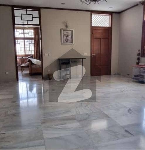 314 Square Yards Modern Bungalow In Karachi Is Available For Sale