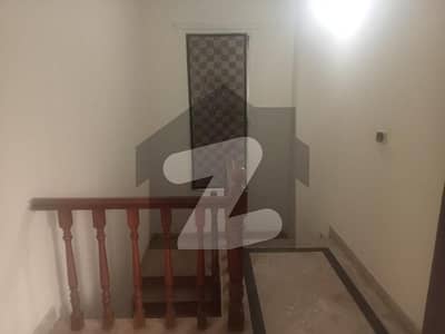 Kanal Upper Portion Available For Rent In DHA Phase 04