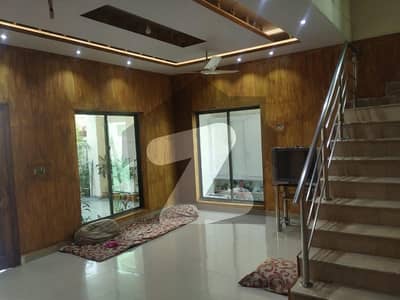 Good Prime Location 10 Marla House For Sale In Askari 5