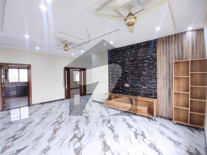 1 Kanal Beautiful Upper Portion Available For Rent in G-13 Islamabad
