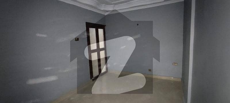 نارتھ ناظم آباد کراچی میں 3 کمروں کا 8 مرلہ مکان 3.5 کروڑ میں برائے فروخت۔