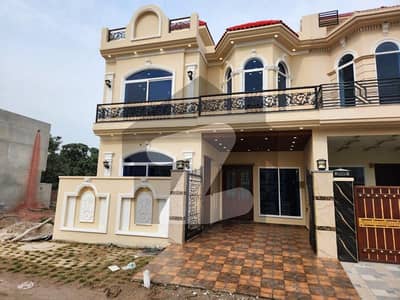 بش ایگزیکٹو ولاز ملتان میں 4 کمروں کا 5 مرلہ مکان 1.7 کروڑ میں برائے فروخت۔ بش ایگزیکٹو ولاز ملتان میں 4 کمروں کا 5 مرلہ مکان 1.7 کروڑ میں برائے فروخت۔