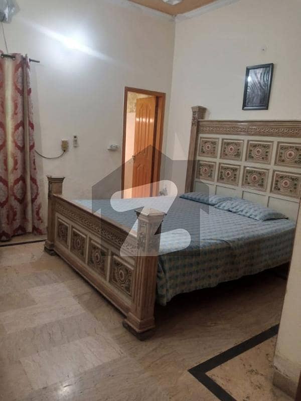 جوہر ٹاؤن فیز 2 جوہر ٹاؤن,لاہور میں 5 کمروں کا 5 مرلہ مکان 2.4 کروڑ میں برائے فروخت۔