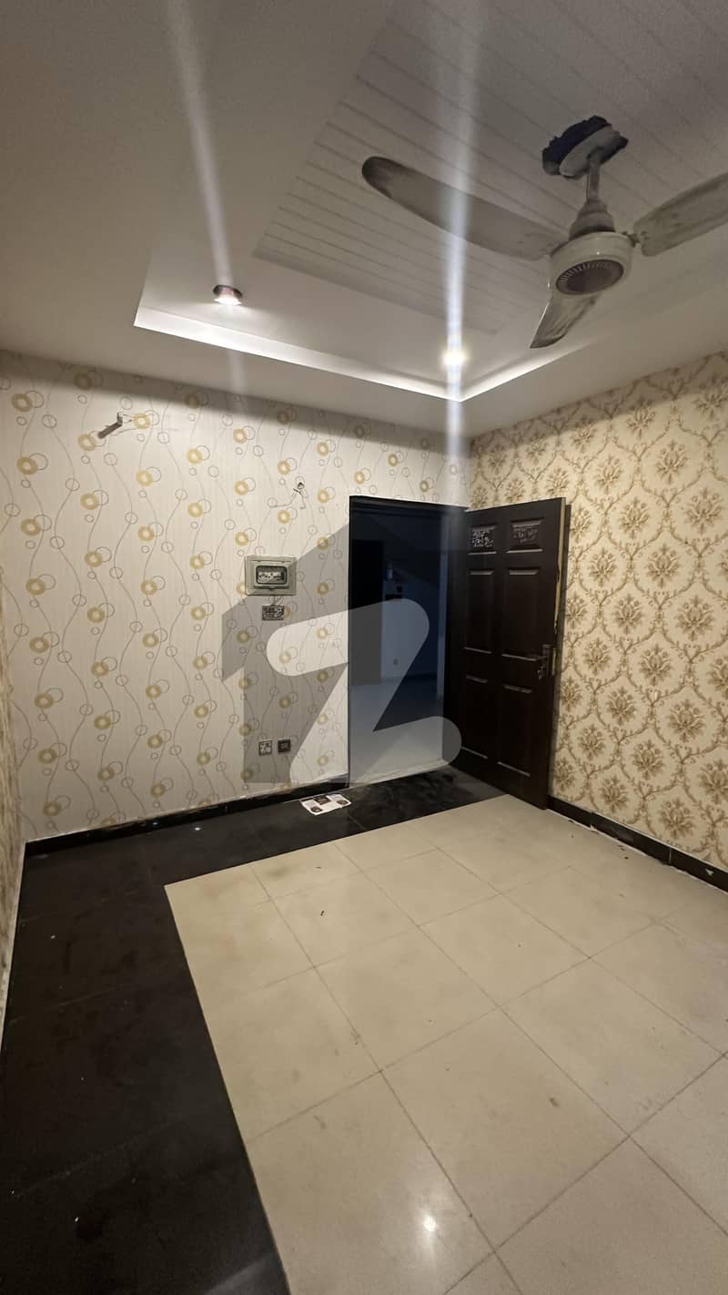 2 Bed Apartment For Rent In Square Commercial