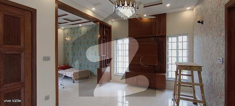 المدینہ ایونیو لاہور میں 3 کمروں کا 5 مرلہ مکان 48.0 ہزار میں کرایہ پر دستیاب ہے۔