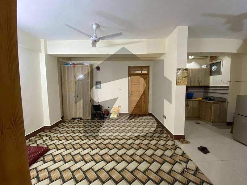 یونیورسٹی ٹاؤن پشاور میں 2 کمروں کا 6 مرلہ فلیٹ 48.0 ہزار میں کرایہ پر دستیاب ہے۔