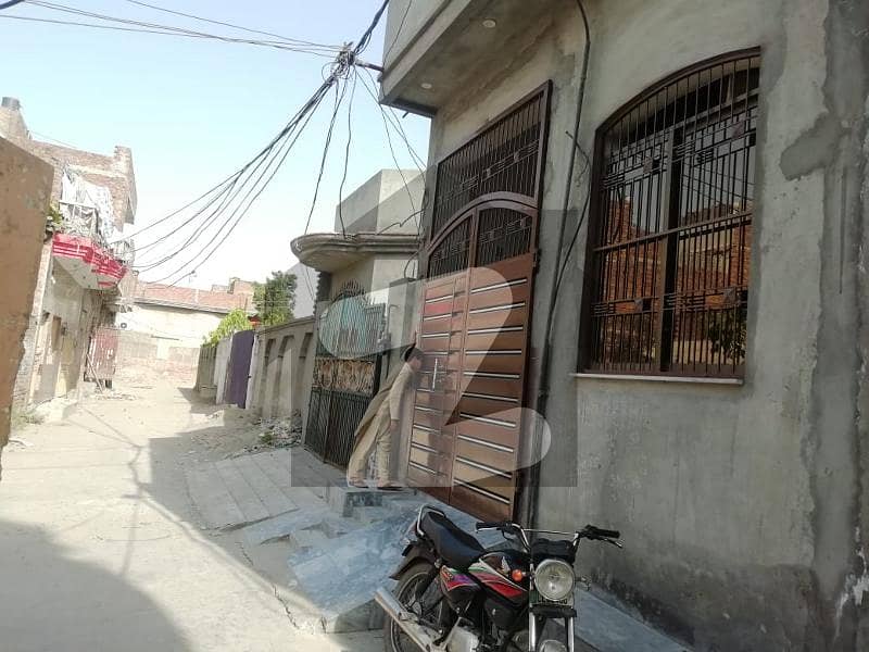 شاہدرہ لاہور میں 2 کمروں کا 5 مرلہ مکان 85.0 لاکھ میں برائے فروخت۔
