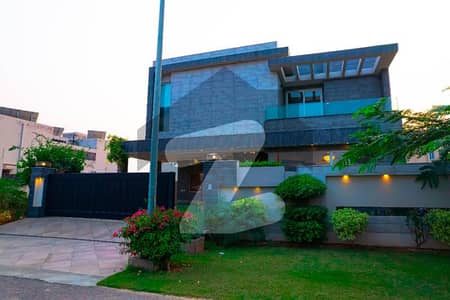 ڈی ایچ اے فیز 6 ڈیفنس (ڈی ایچ اے),لاہور میں 5 کمروں کا 1 کنال مکان 10.49 کروڑ میں برائے فروخت۔