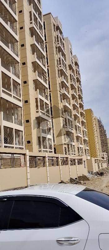 گلستانِِ جوہر ۔ بلاک اے 3 گلستانِ جوہر,کراچی میں 3 کمروں کا 8 مرلہ فلیٹ 2.4 کروڑ میں برائے فروخت۔