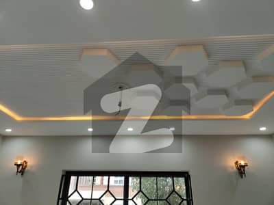 3 BEDS 6 MARLA BRAND NEW HOUSE FOR SALE LOCATED BAHRIA ORCHARD LAHORE