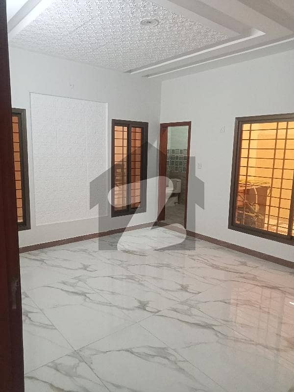 1 Street Floor With Roof Very Well Mantian 3 Bed Dd West Open Ideal Location Till Floor Saprate Intranc