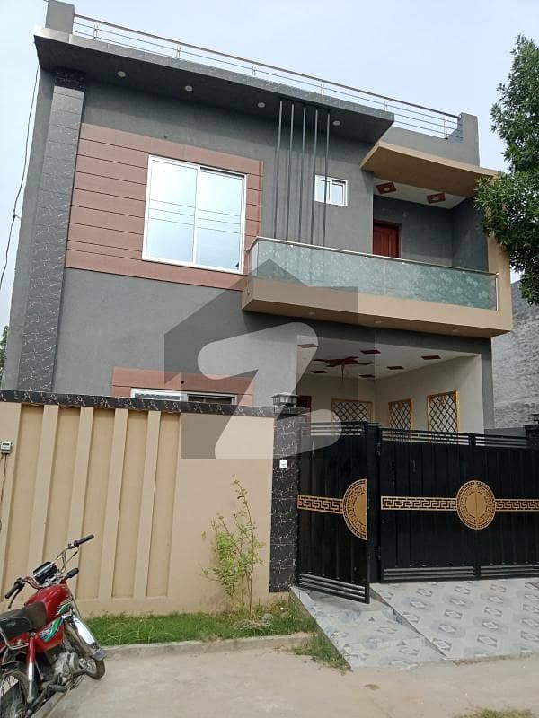 5 Marla Beautiful Double Storey House For Sale In Al Hafeez Garden Phase 2
4 Bedroom With Attach Washroom
2 Beautiful Kitchen
Wood And Work Beautiful