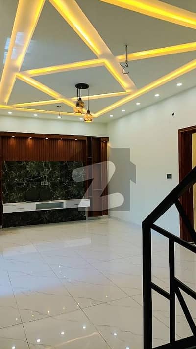 ایڈن ویلی - بلاک سی ایڈن ویلی,فیصل آباد میں 3 کمروں کا 5 مرلہ مکان 1.95 کروڑ میں برائے فروخت۔